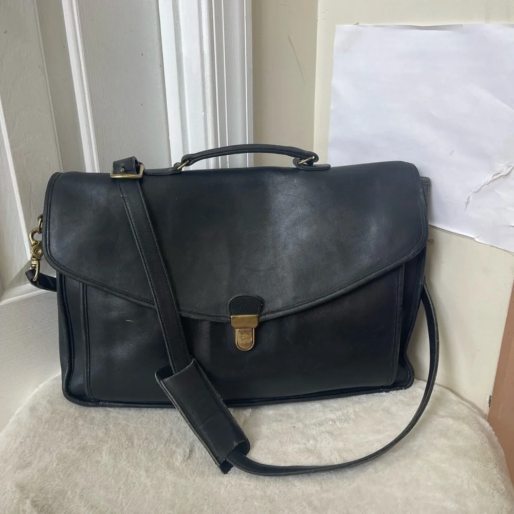 Coach Vintage Black Leather briefcase GUC